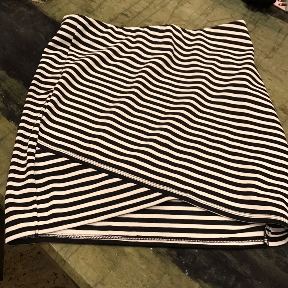 *NEW* Zara Striped Bodycon Skirt